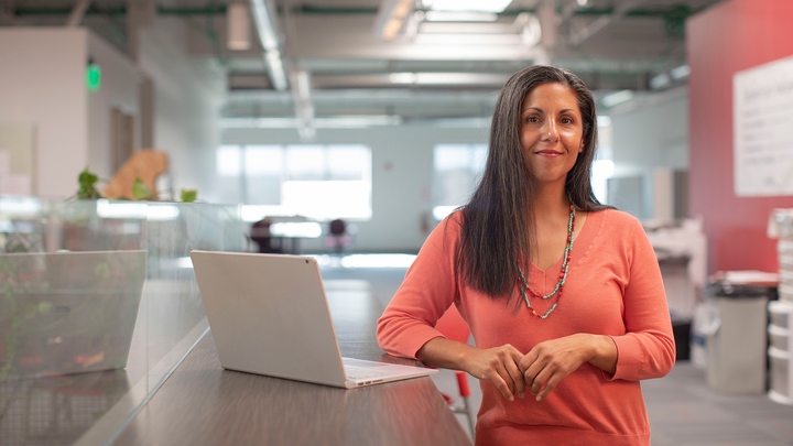 Photo by LinkedIn Sales Navigator on Unsplash