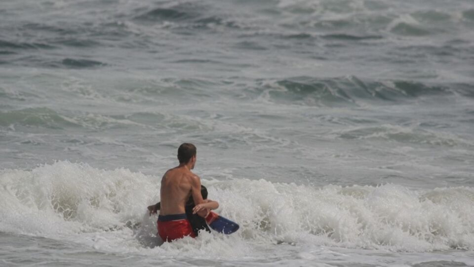 The 16-year-old who spent summer vacation saving lives